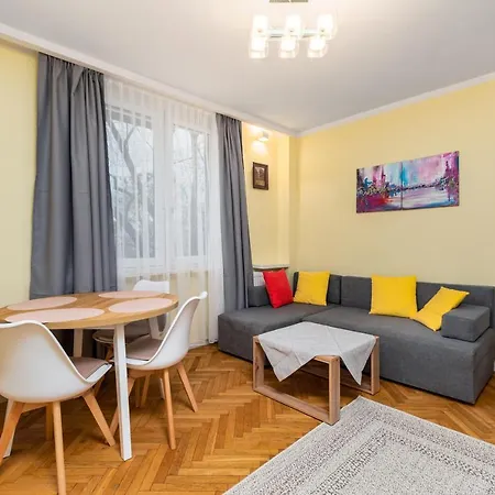 Aleja Wojska Polskiego 35 By Homeprime * Varšava