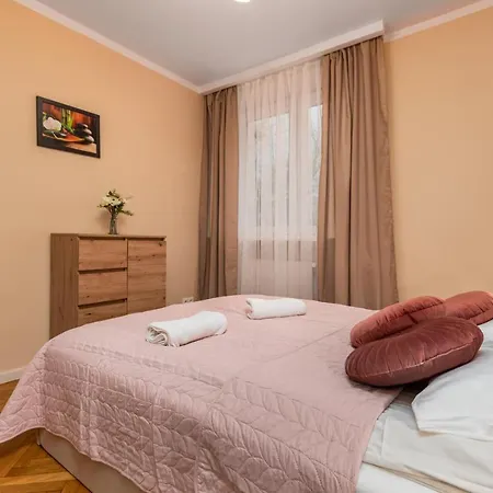 Apartment Aleja Wojska Polskiego 35 By Homeprime